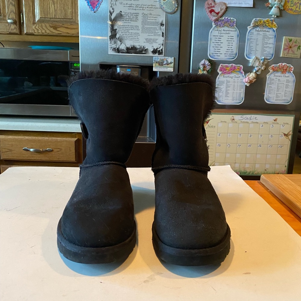 UGG Black Leather Sheepskin Lining Mid Calf Boots